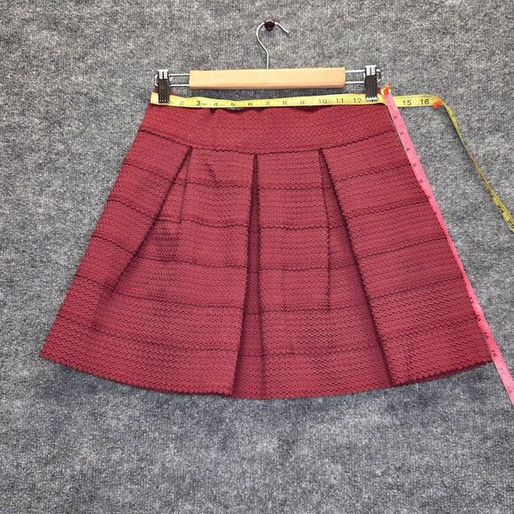 HOT GAL Skirt Womens Large Burgundy Textured Pleated A-Line Skater Exposed Zip - Picture 5 of 5